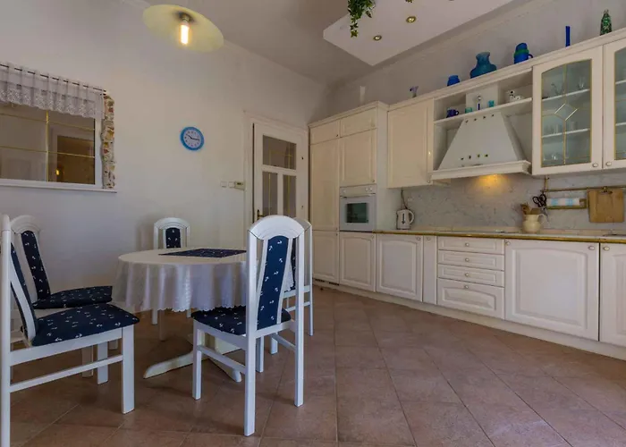 In 39192 * Crikvenica