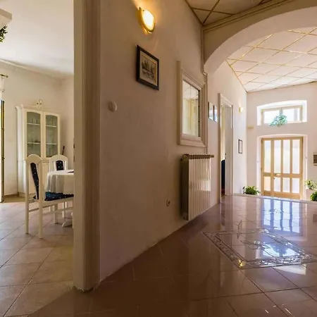 Apartment In 39192 Crikvenica