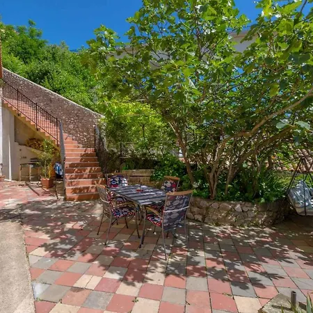 Apartment In 39192 Crikvenica